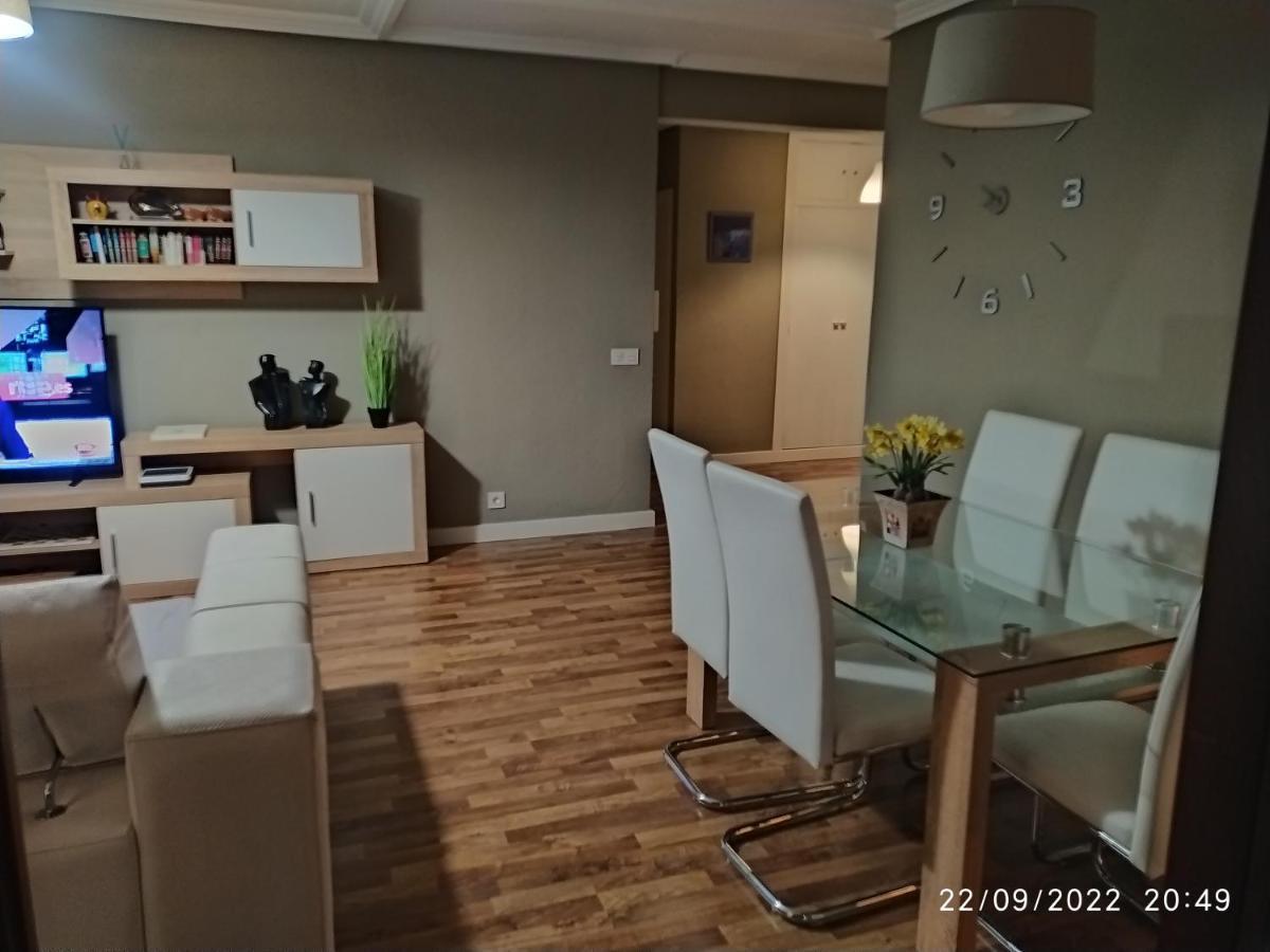 Piso Navas Apartment Navas de San Antonio Ngoại thất bức ảnh