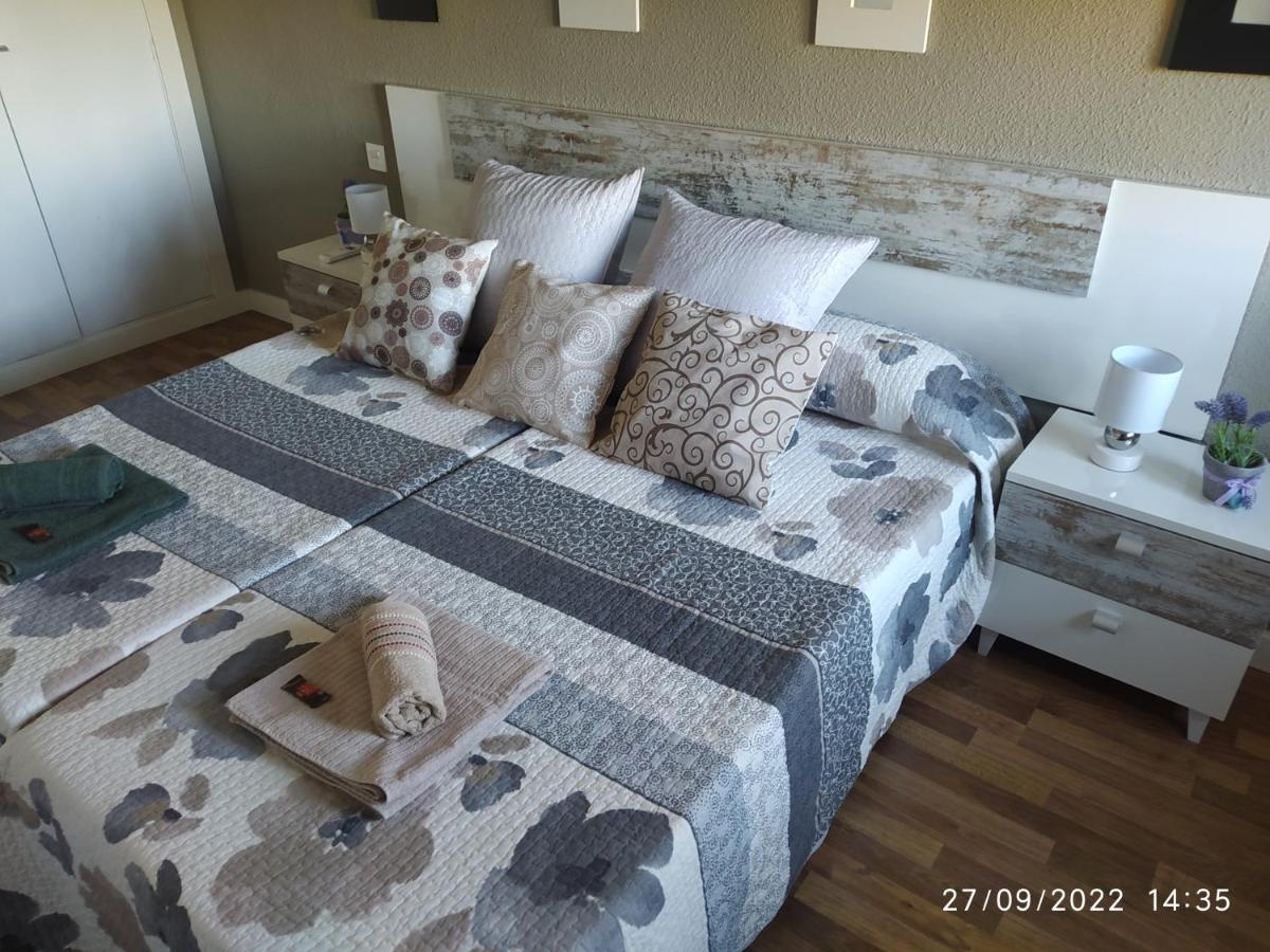 Piso Navas Apartment Navas de San Antonio Ngoại thất bức ảnh