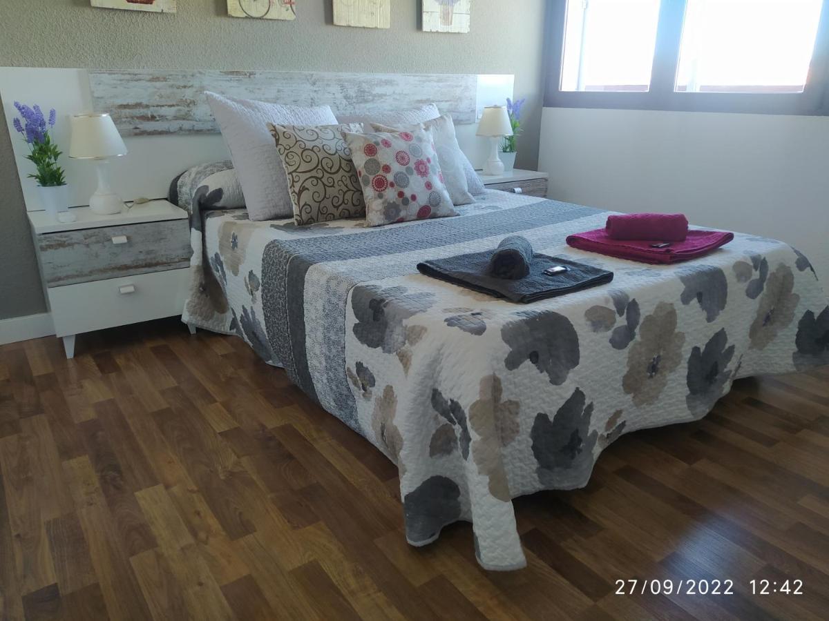 Piso Navas Apartment Navas de San Antonio Ngoại thất bức ảnh