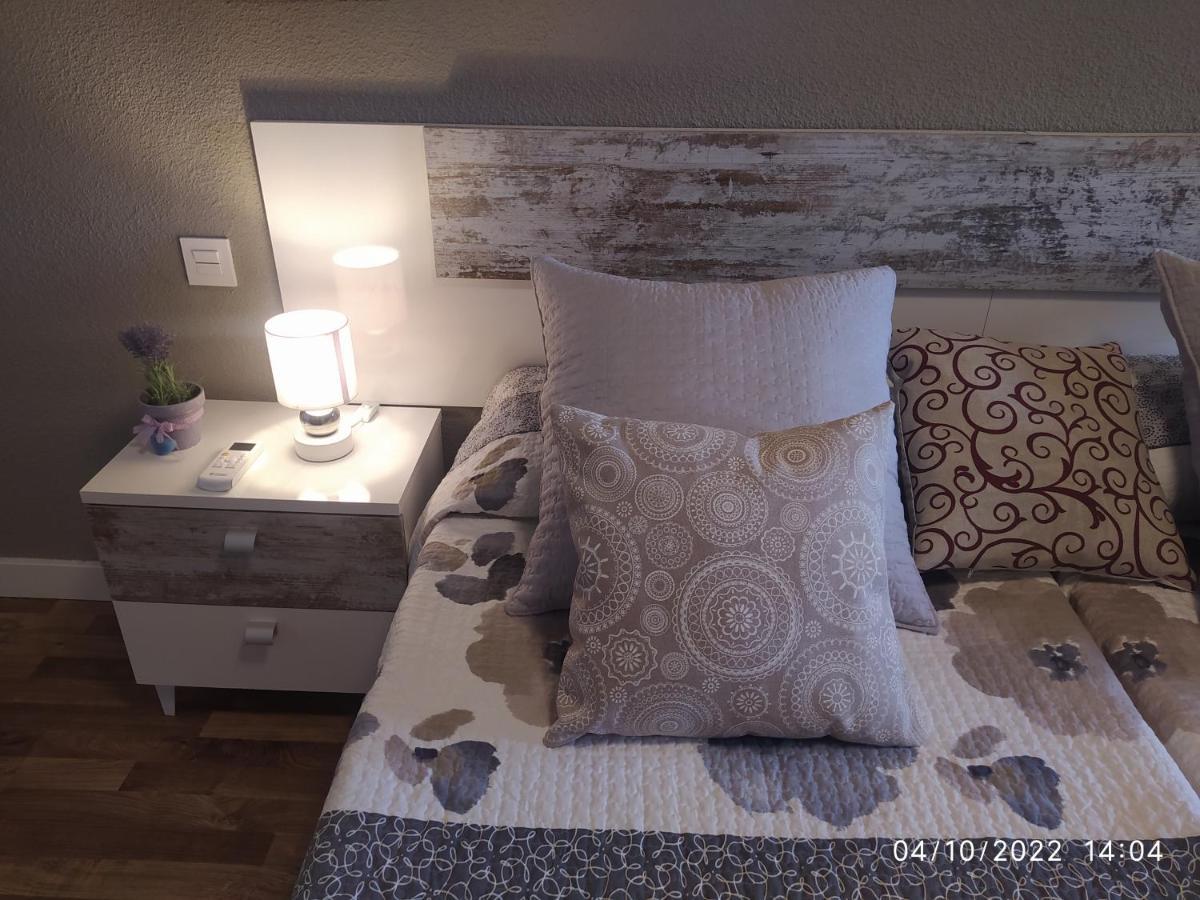 Piso Navas Apartment Navas de San Antonio Ngoại thất bức ảnh